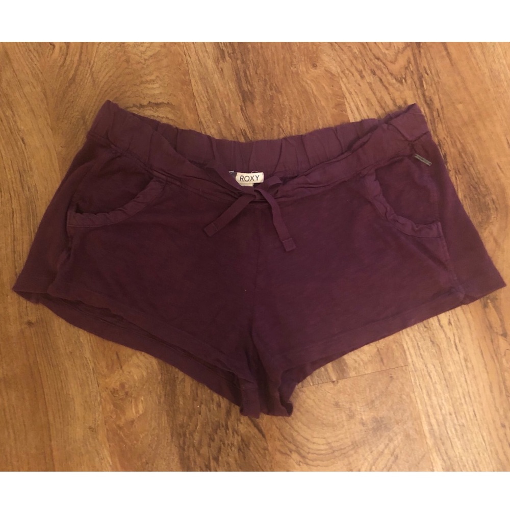 Roxy maroon cotton shorts